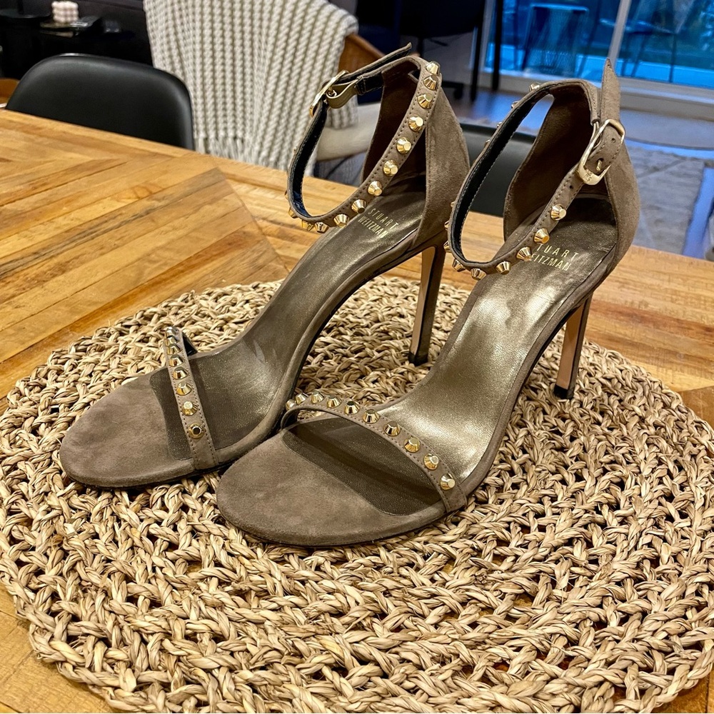 Stuart Weitzman Praline Suede WHATASTUD Sandal